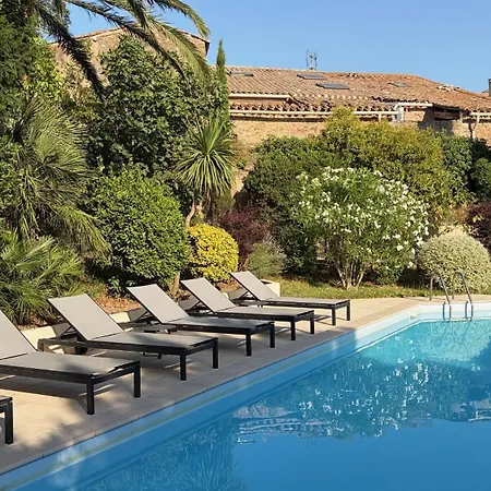 Le Jardin D'homps 3*