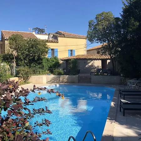Le Jardin D'homps 3*